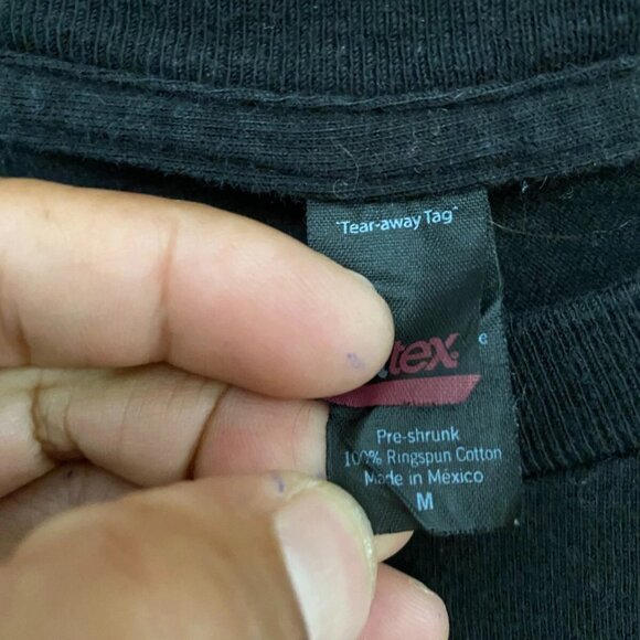 Garth Brooks World Tour Shirt Men Medium M Black 2014-16 Concert TULTEX Item #1 - Picture 5 of 6